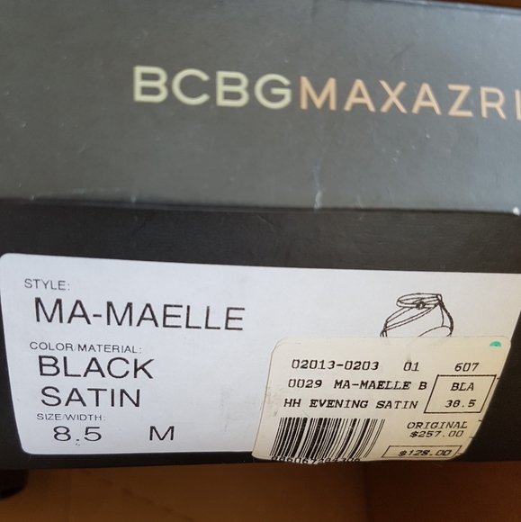 BCBG MAX AZRIA maelle BLACK heels - Picture 2 of 4